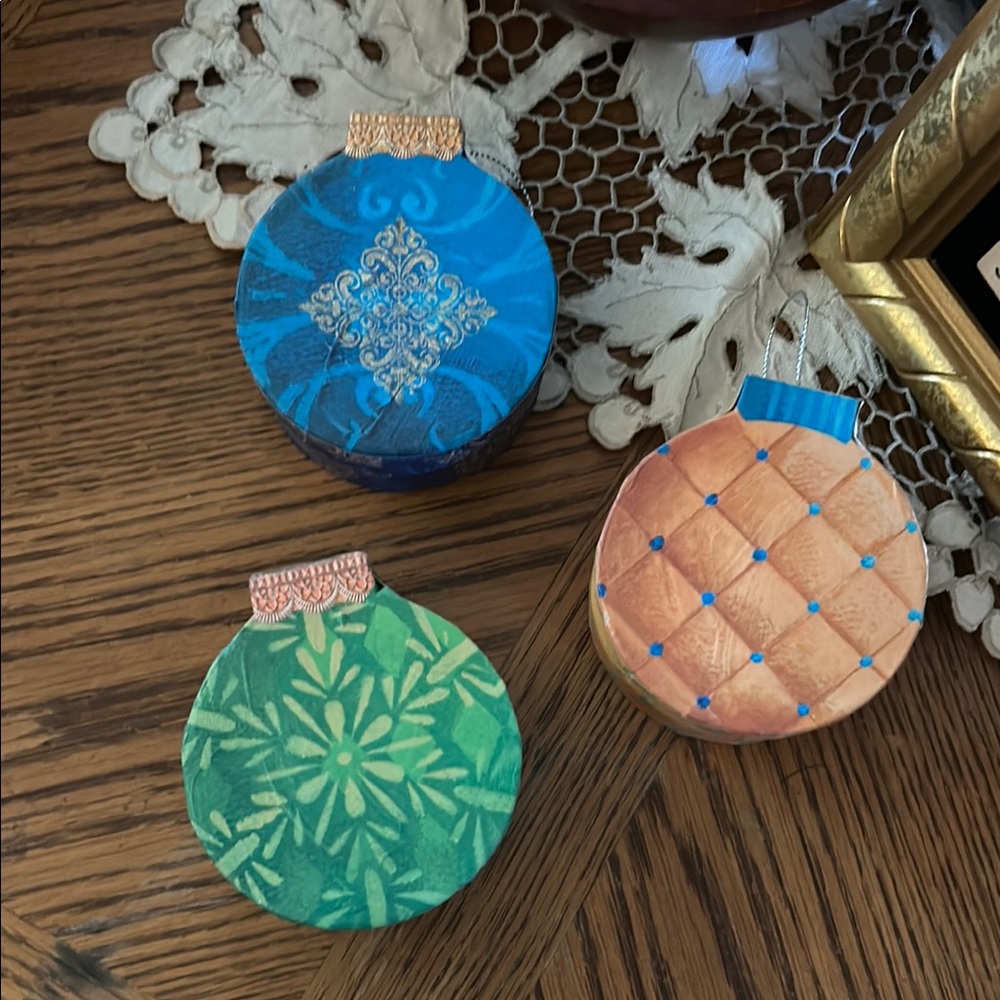Christmas Ball Box Ornaments